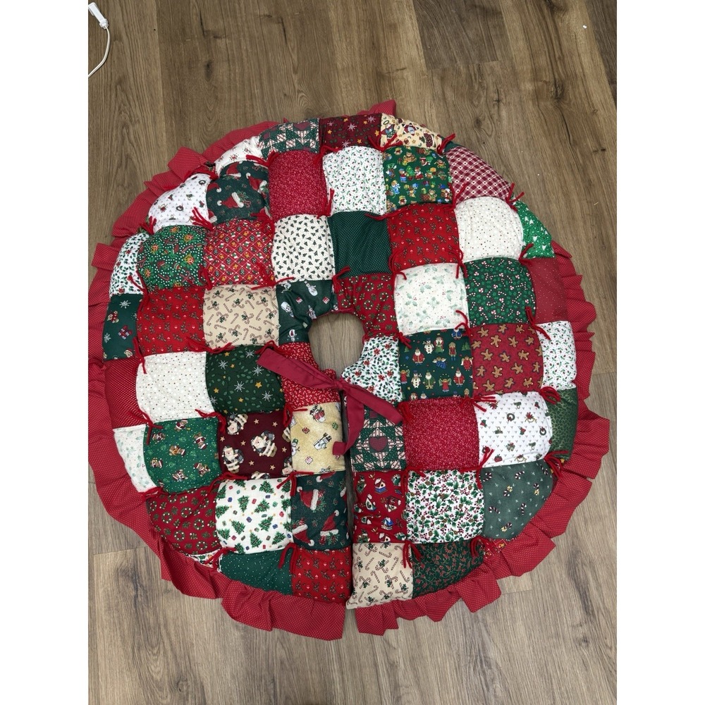 Vintage Handmade Quilted Red Christmas Tree Wreath Patchwork Tie Thick Puffy 37"